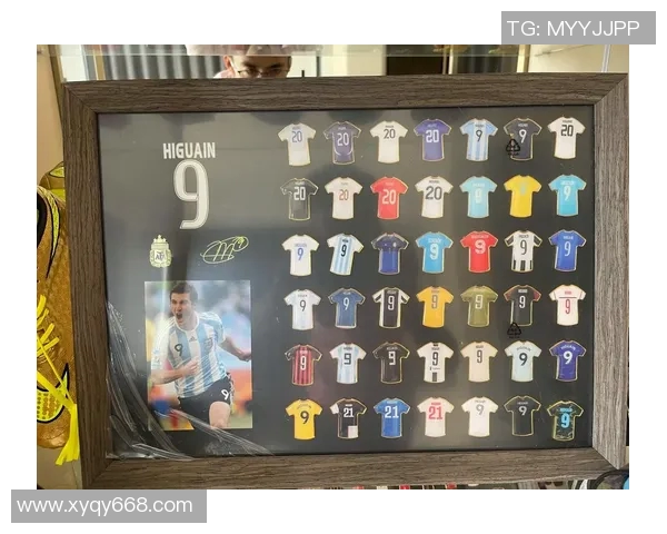 球星与足球鞋的深厚情缘从赛场到生活的独特情感与选择